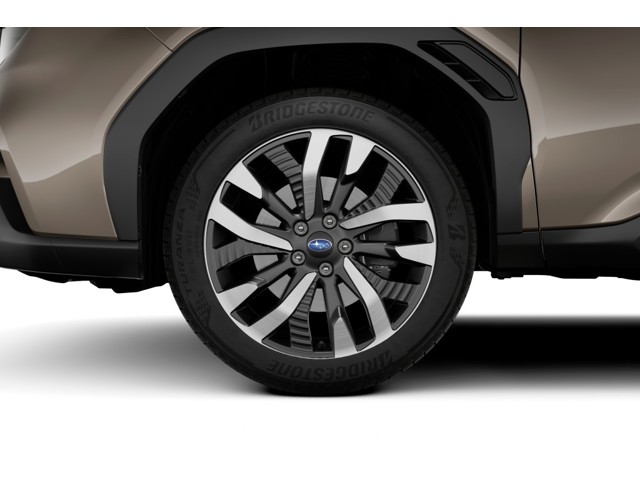 2025 Subaru Forester Touring photo 9