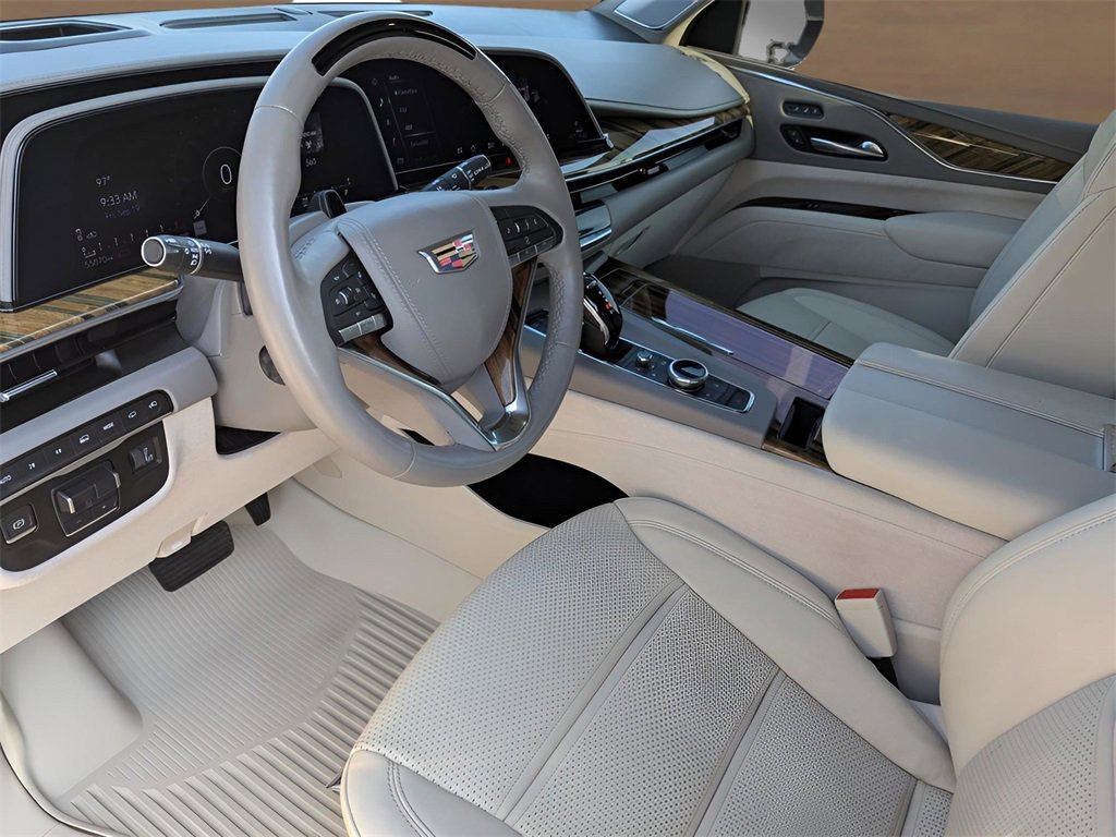 2023 Cadillac Escalade ESV Sport Platinum photo 8