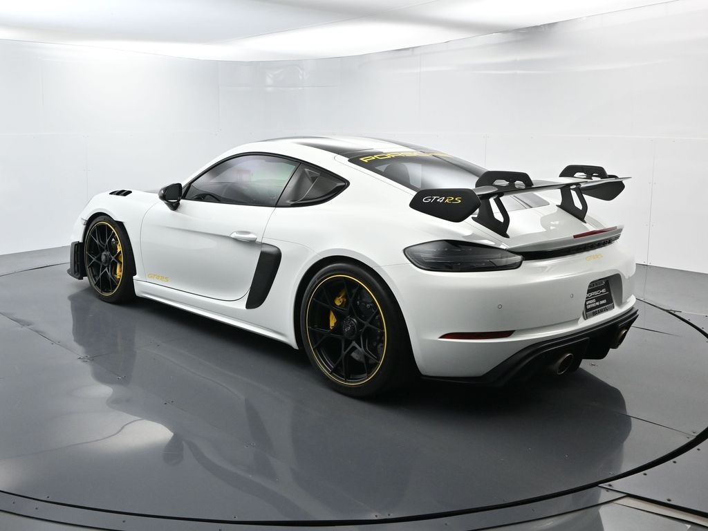 2024 Porsche Cayman GT4 RS photo 2