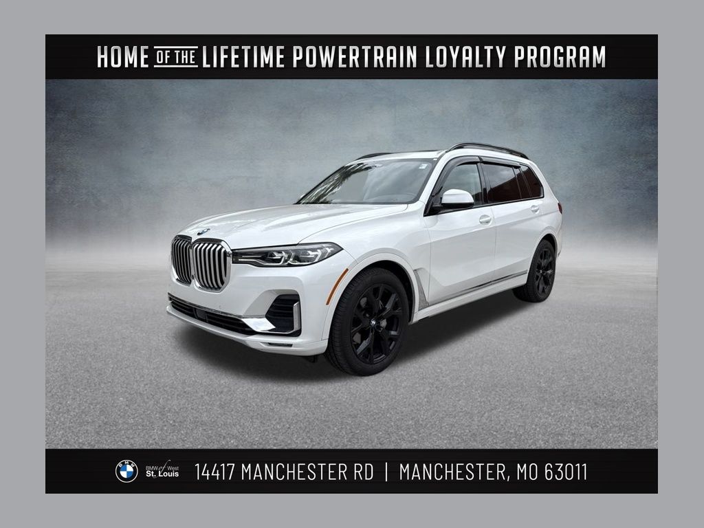 2022 BMW X7 40i's photo