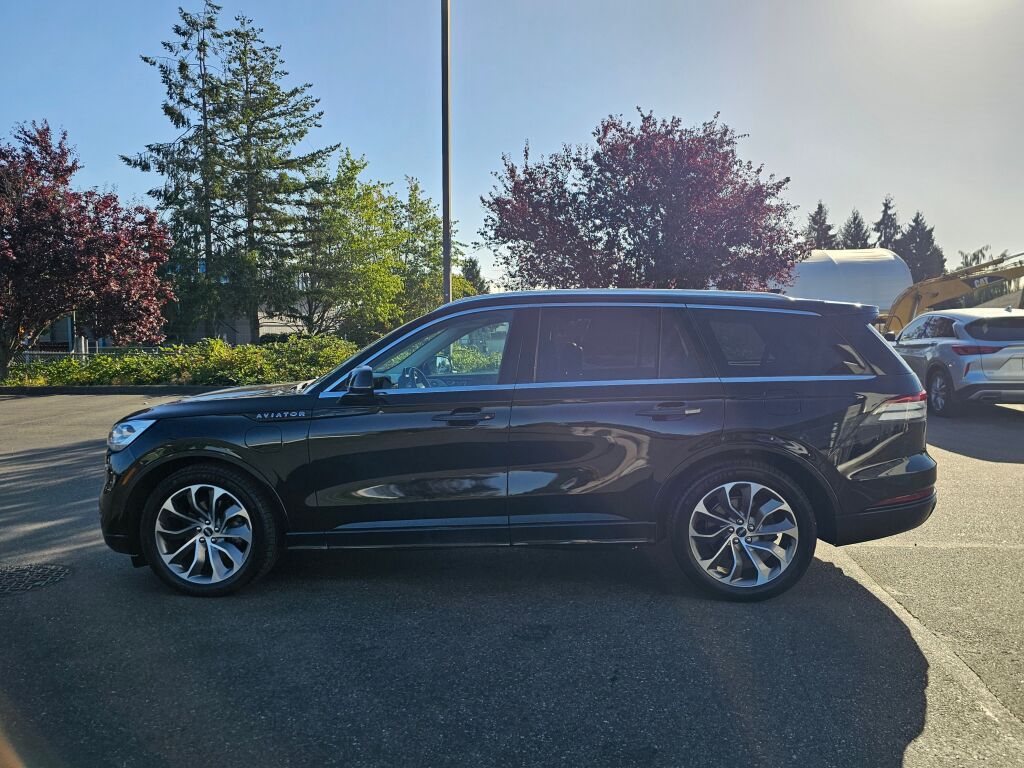 2020 Lincoln Aviator Grand Touring photo 4