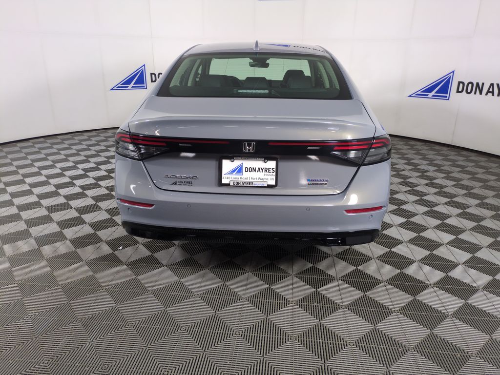 2025 Honda Accord Hybrid Touring photo 4