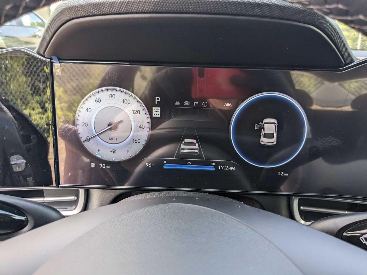 2025 Hyundai Elantra SEL Convenience photo 8