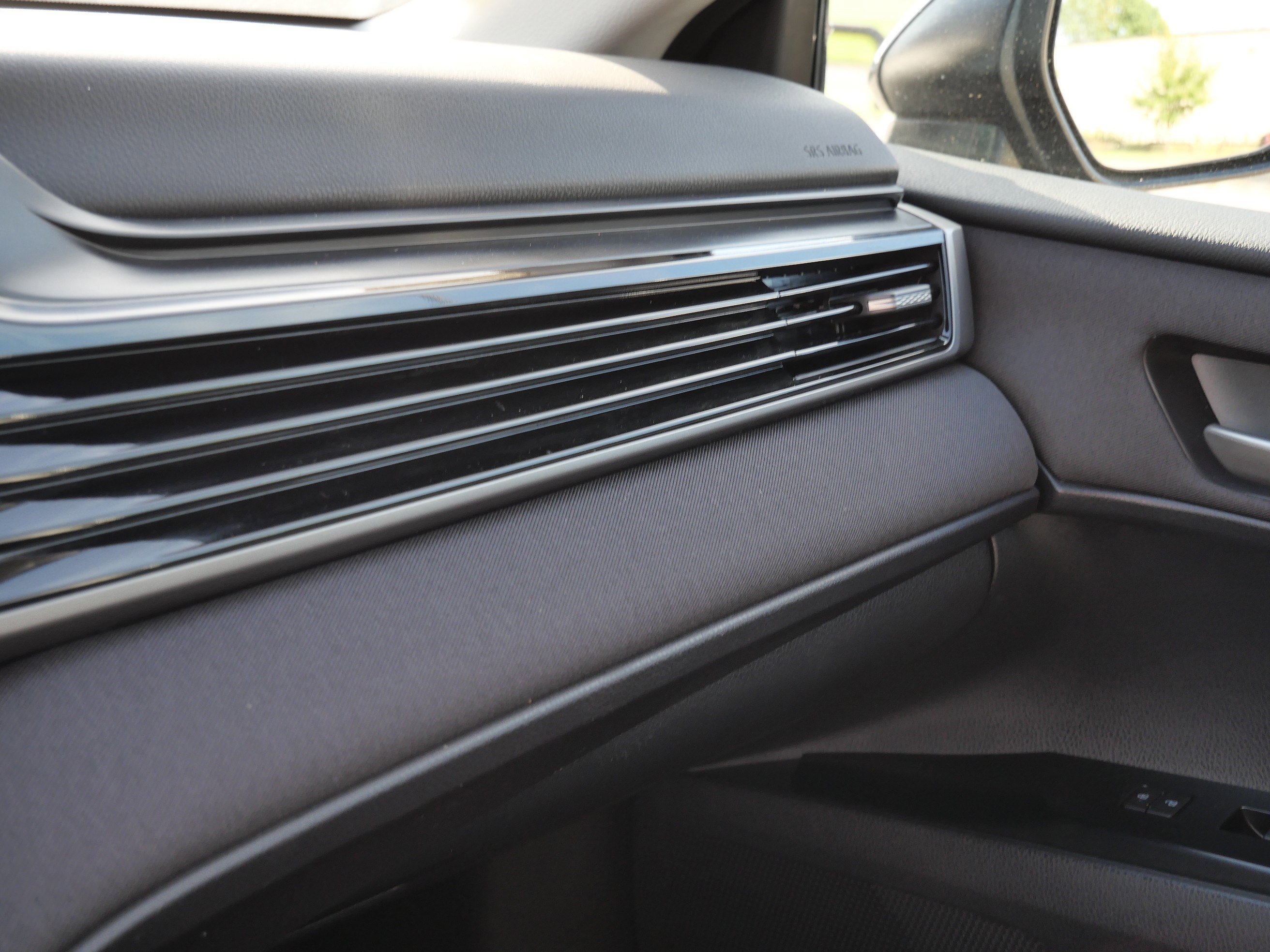 2025 Toyota Camry LE photo 25