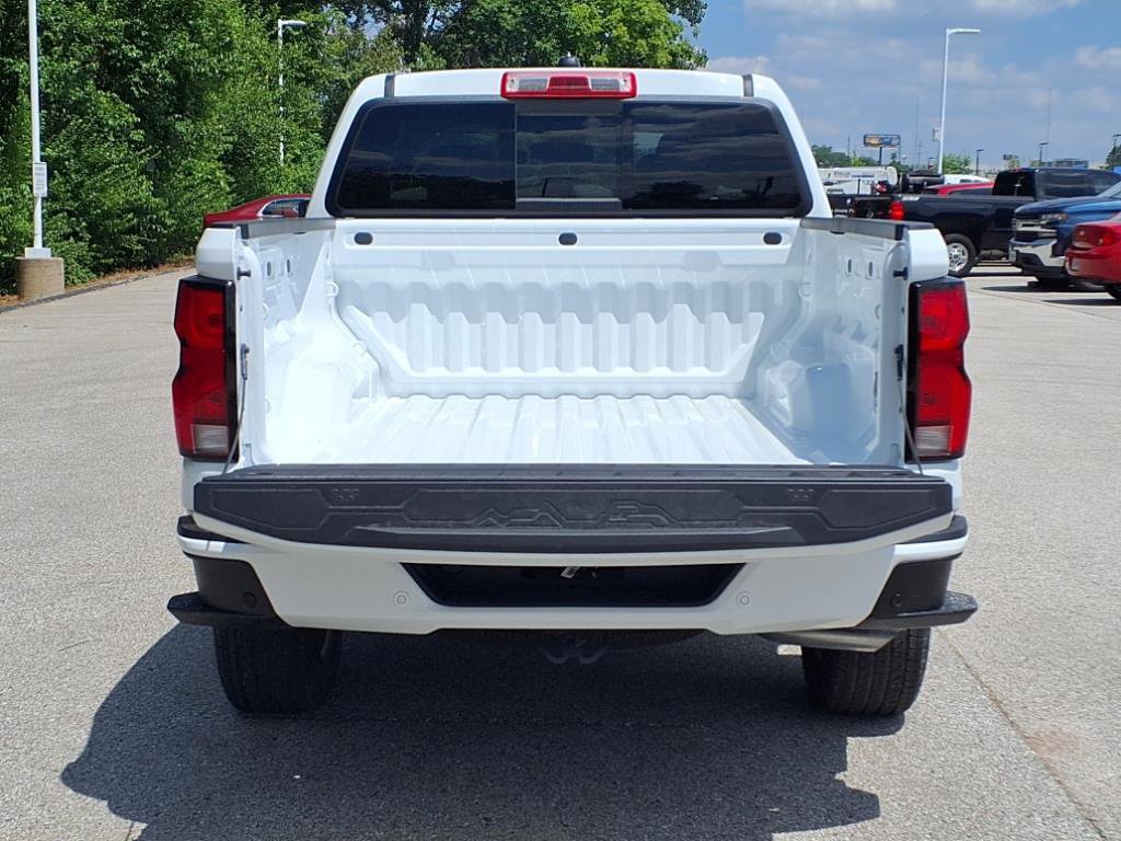 2025 Chevrolet Colorado Work Truck LT photo 18