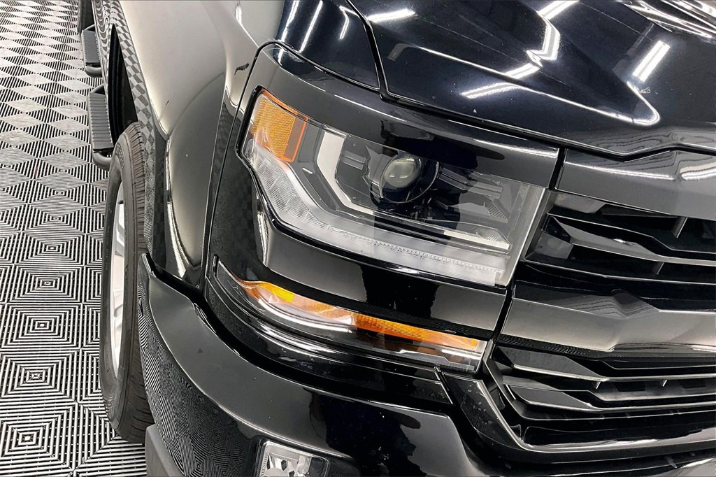 2018 Chevrolet Silverado 1500 LT photo 25
