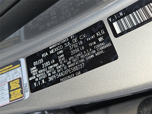 2023 Kia Forte GT-Line photo 18
