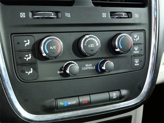 2012 Dodge Grand Caravan SE photo 18