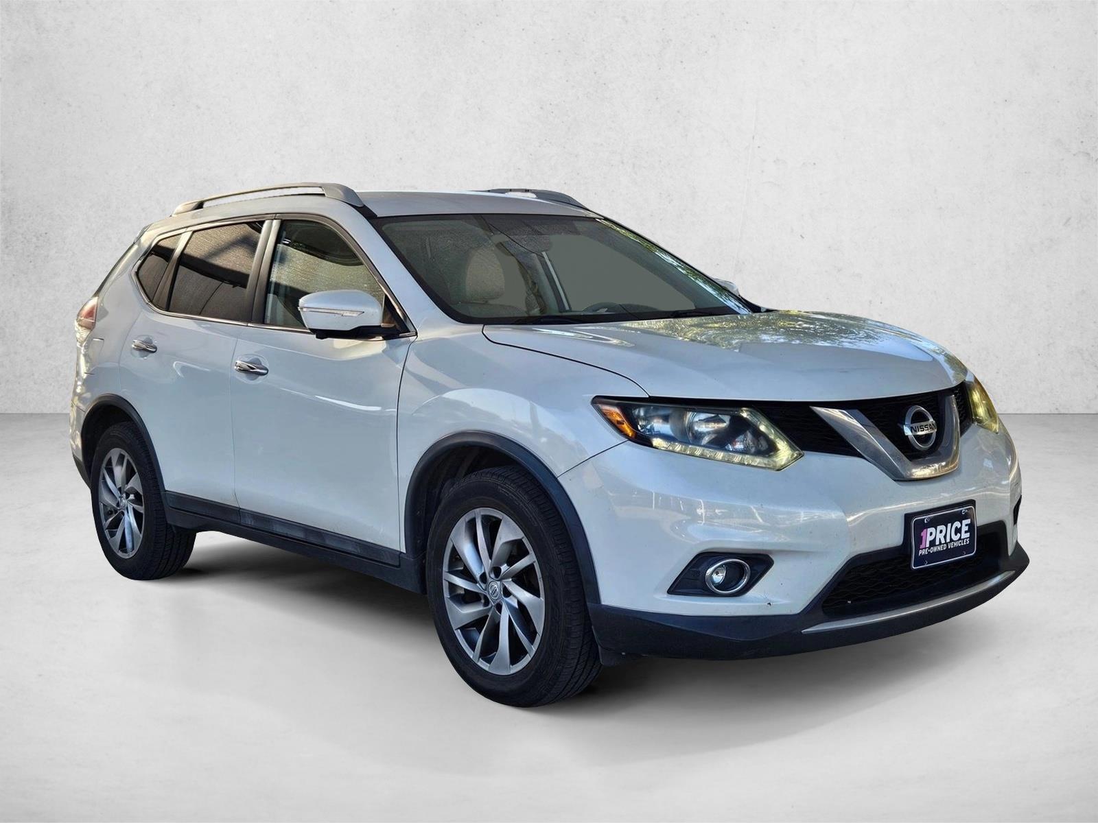 2014 Nissan Rogue SL photo 3