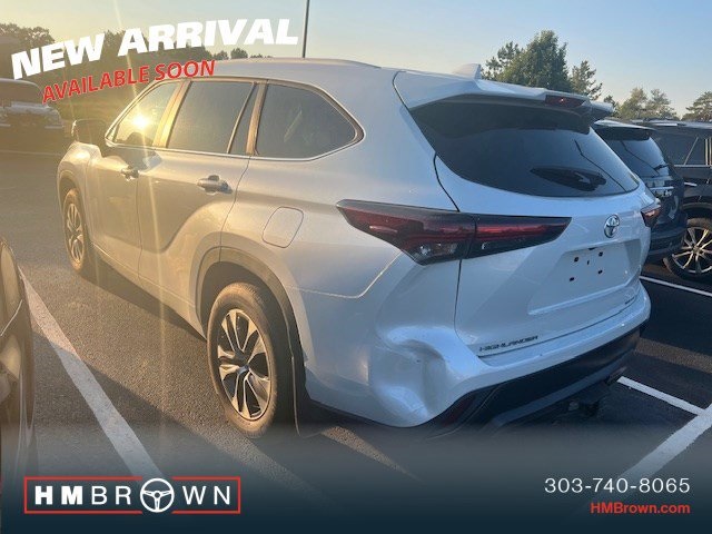2024 Toyota Highlander XLE photo 3