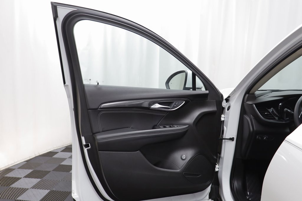 2022 Buick Envision Preferred photo 3