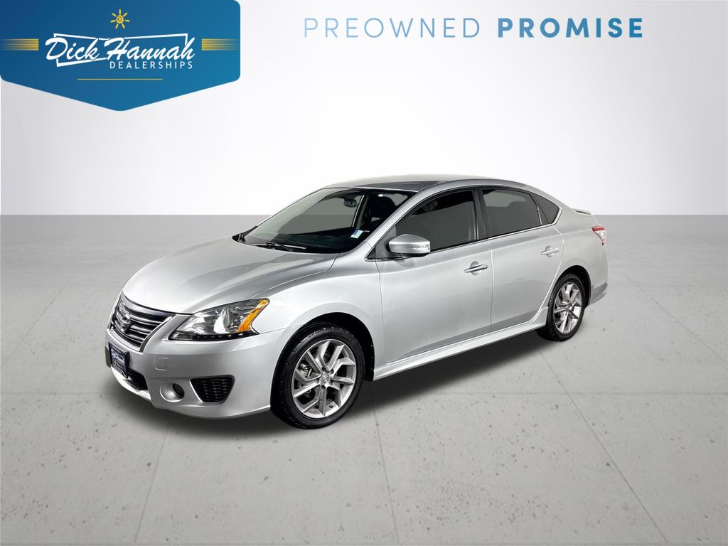 2015 Nissan Sentra SR's photo