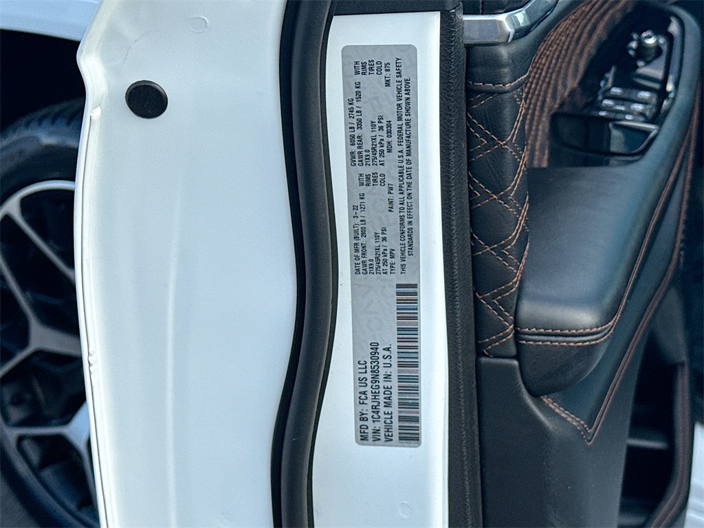 2022 Jeep Grand Cherokee Summit photo 22