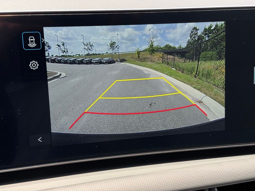 2025 Hyundai Santa Cruz SEL Activity photo 4