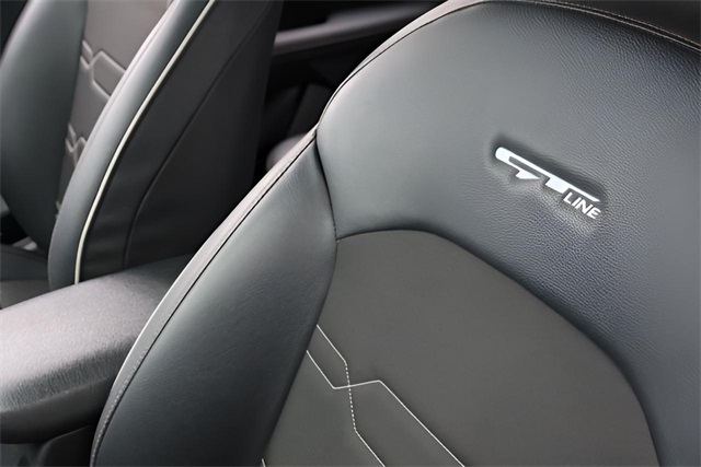 2022 Kia Forte GT-Line photo 4