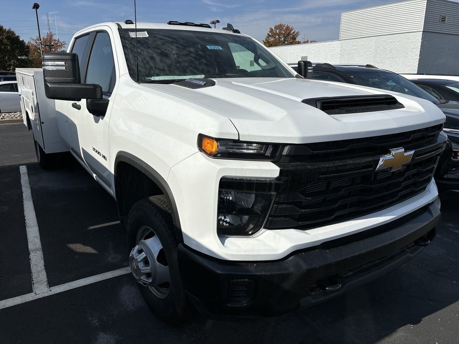 New 2024 Chevrolet Silverado 3500 HD Chassis Cab Work Truck Crew 