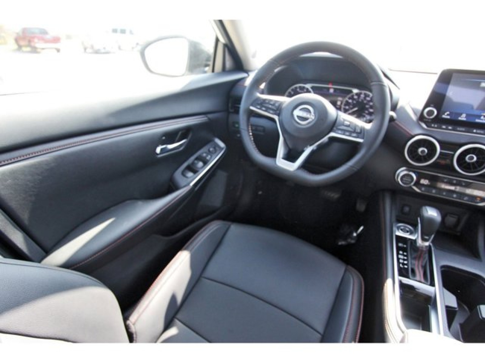 2025 Nissan Sentra SR White at Robbins Nissan