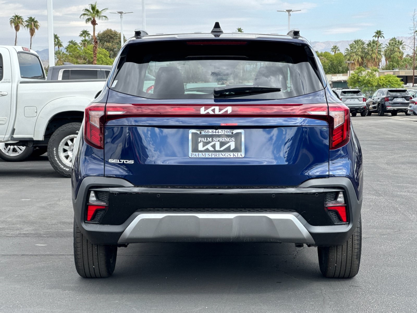 2026 Kia Seltos EX photo 3