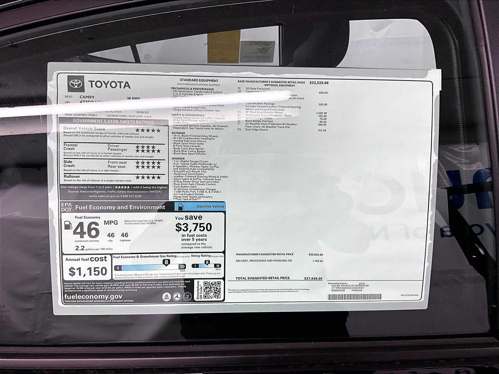2025 Toyota Camry SE photo 15