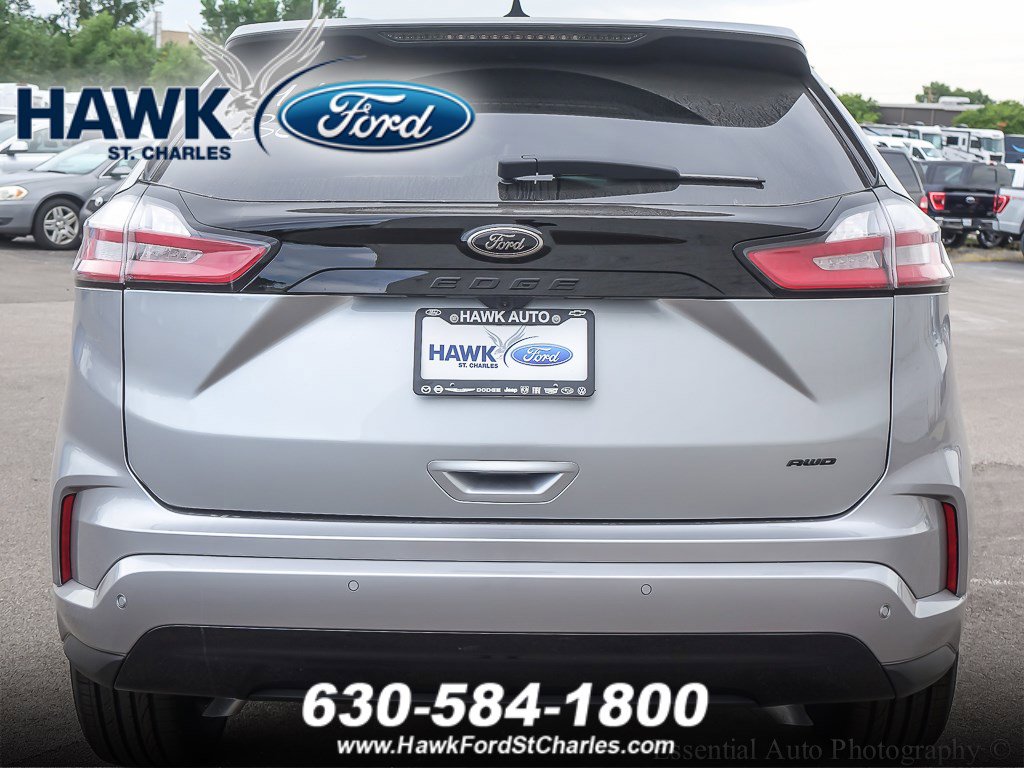 2024 Ford Edge SE photo 4