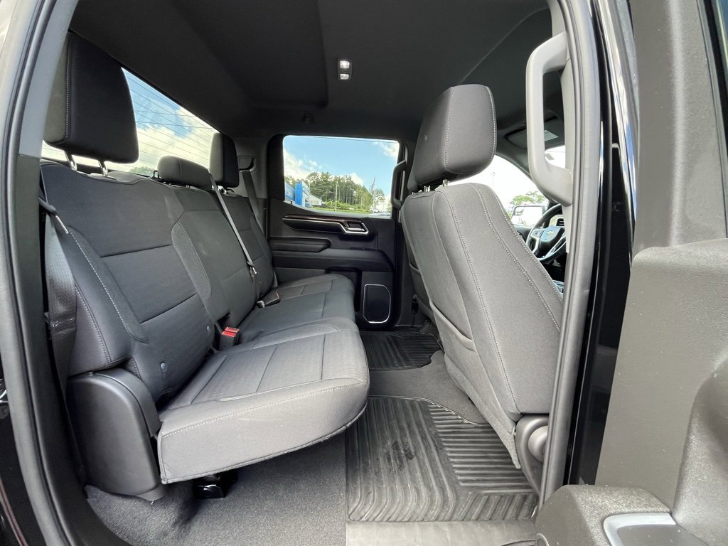 2023 Chevrolet Silverado 1500 LT photo 8