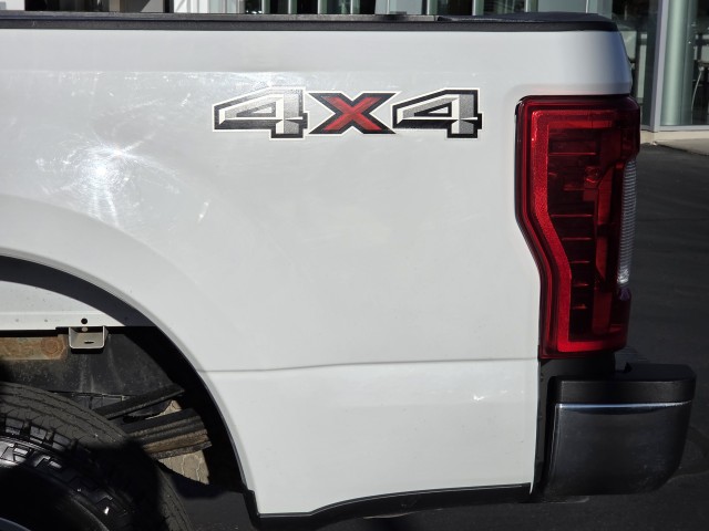 2017 Ford F-350 Platinum photo 45