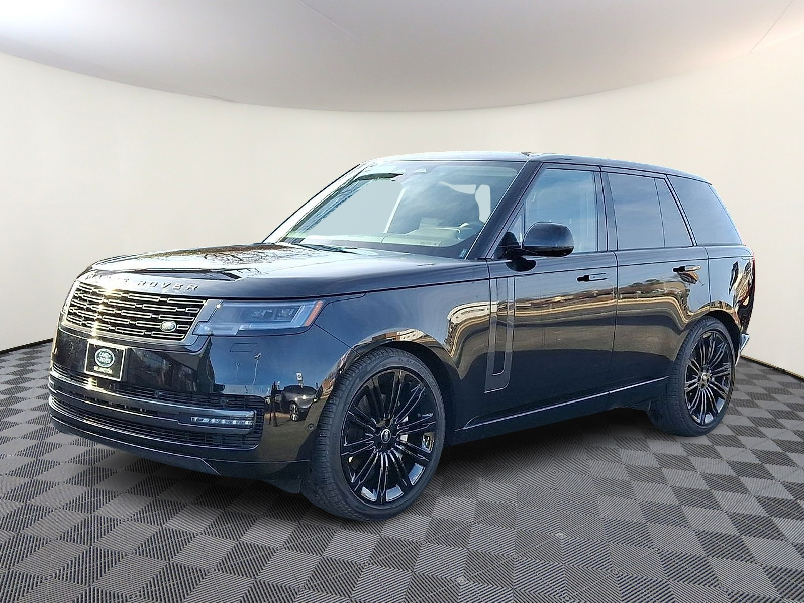 2024 Land Rover Range Rover SE's photo