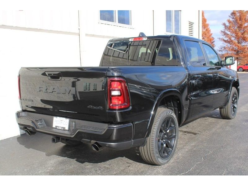 2026 Ram 1500 Laramie photo 3