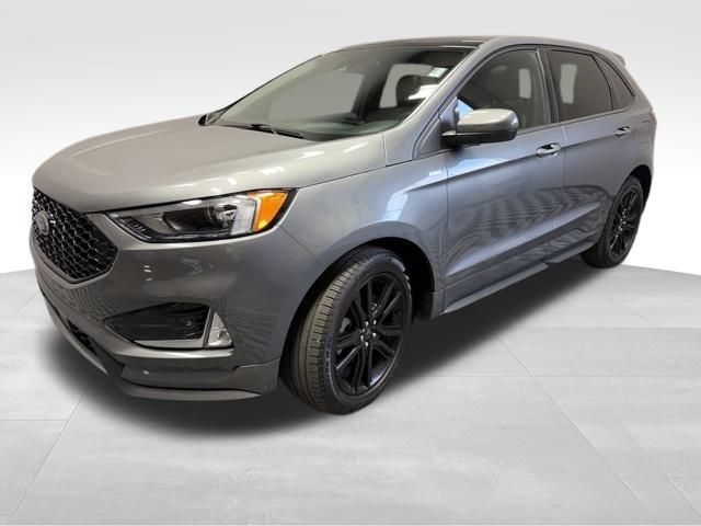 2024 Ford Edge ST-Line's photo