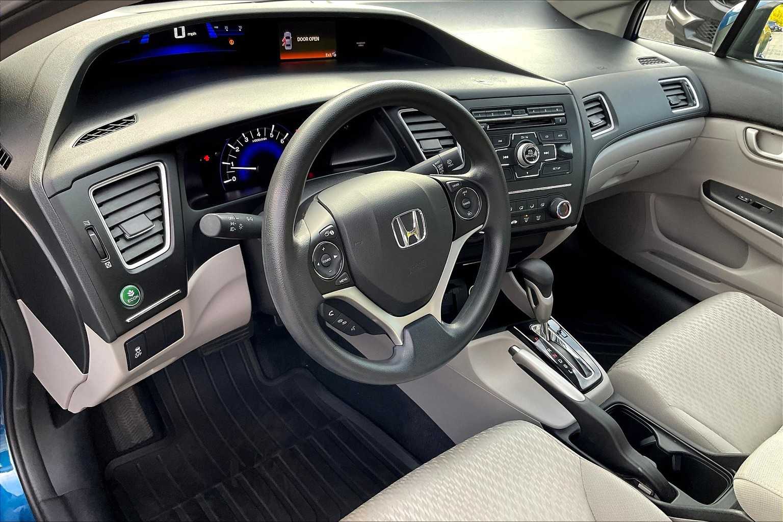 2015 Honda Civic LX photo 8