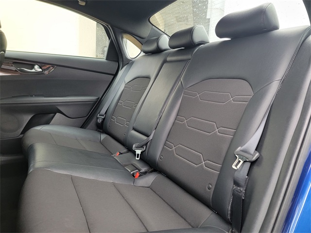 2020 Kia Forte GT-Line photo 14