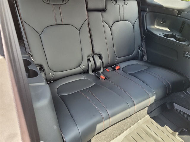 2025 Honda Pilot TrailSport photo 4