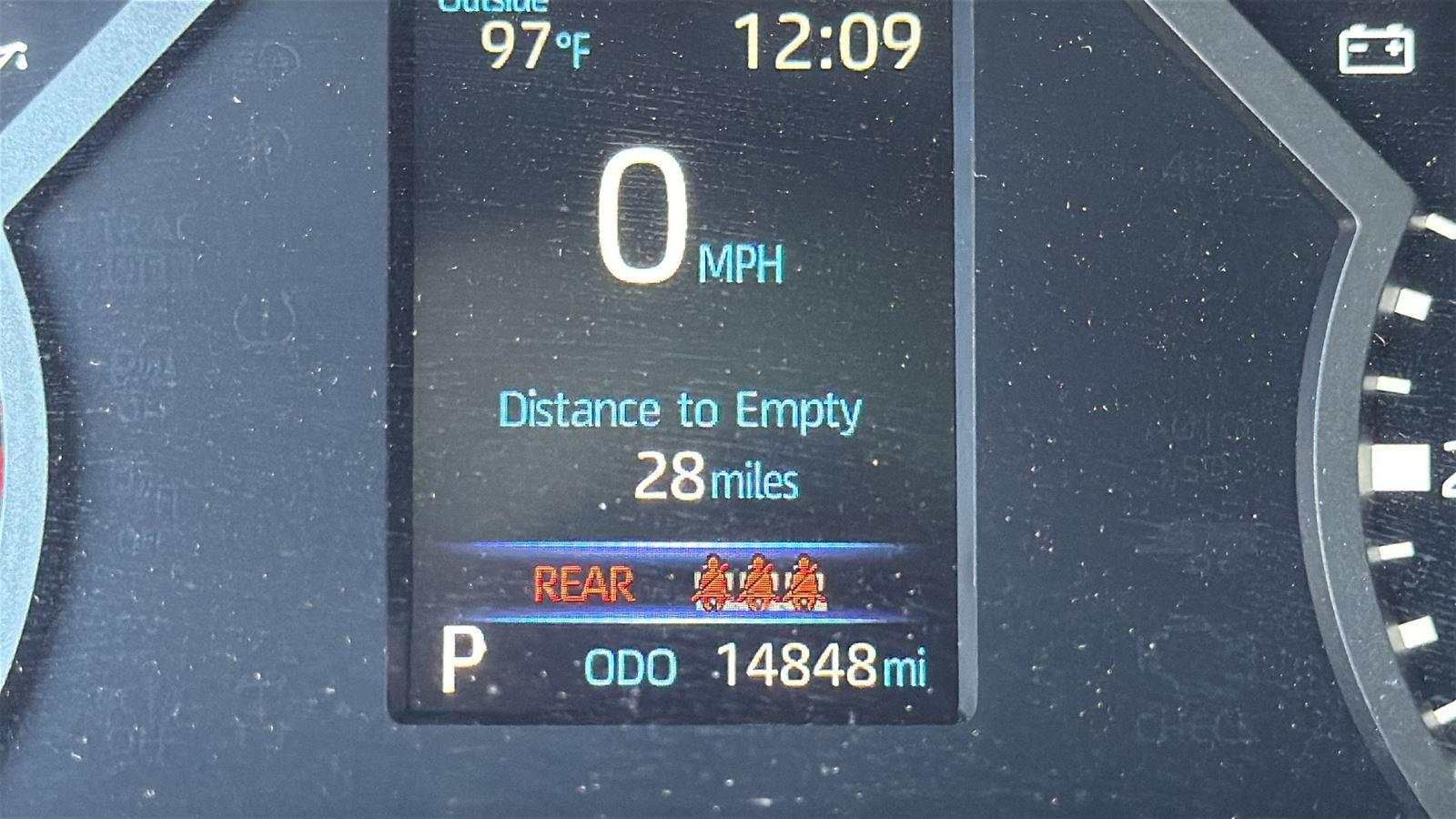 2024 Toyota Tundra SR5 CrewMax photo 14