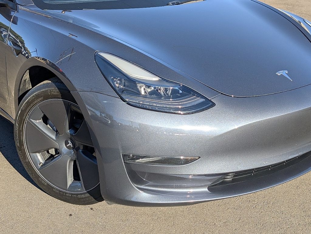 2023 Tesla Model 3 photo 2