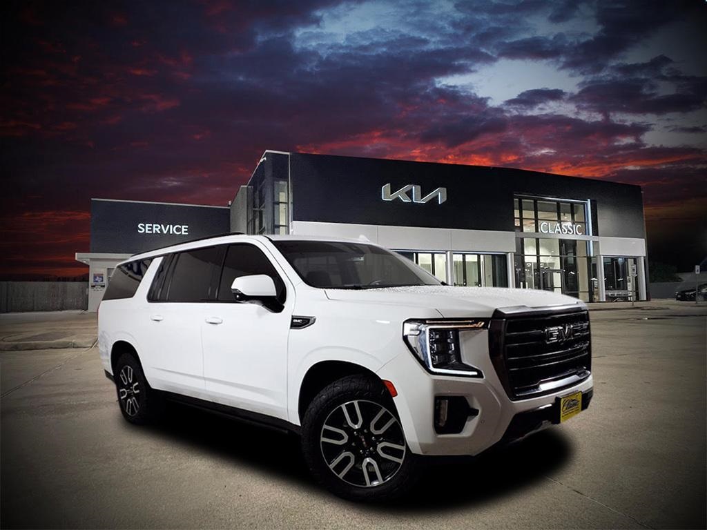 2021 GMC Yukon XL AT4's photo