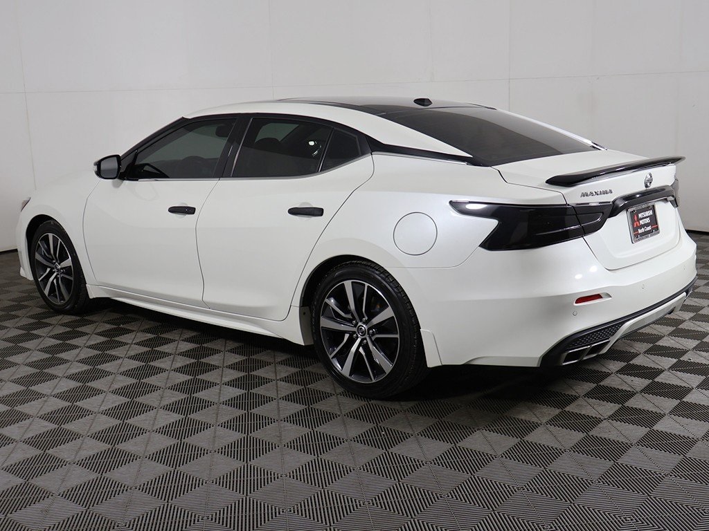 2019 Nissan Maxima SL photo 15