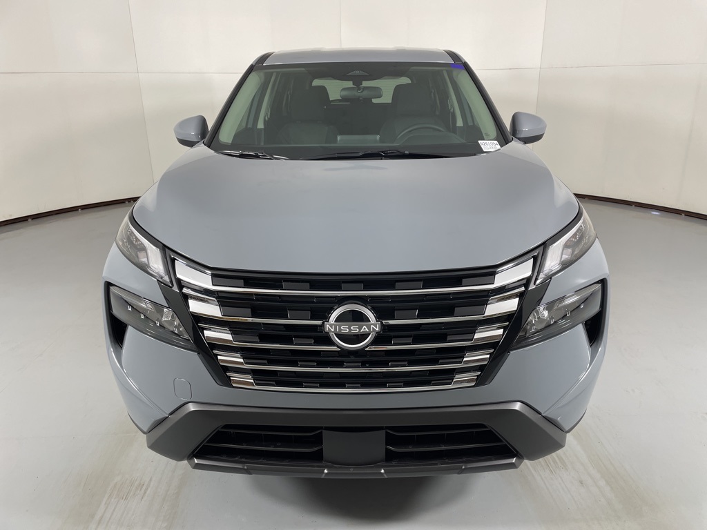 2026 Nissan Rogue SV photo 3