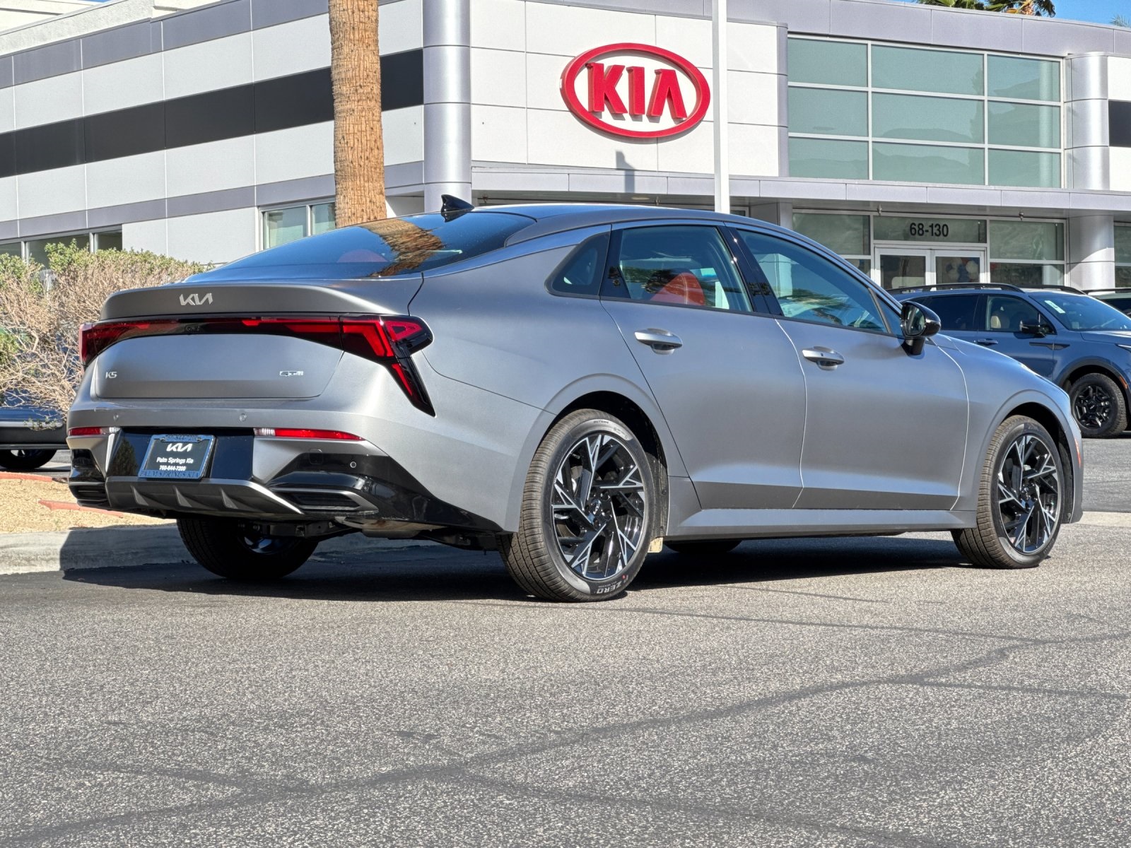 2025 Kia K5 GT-Line photo 3