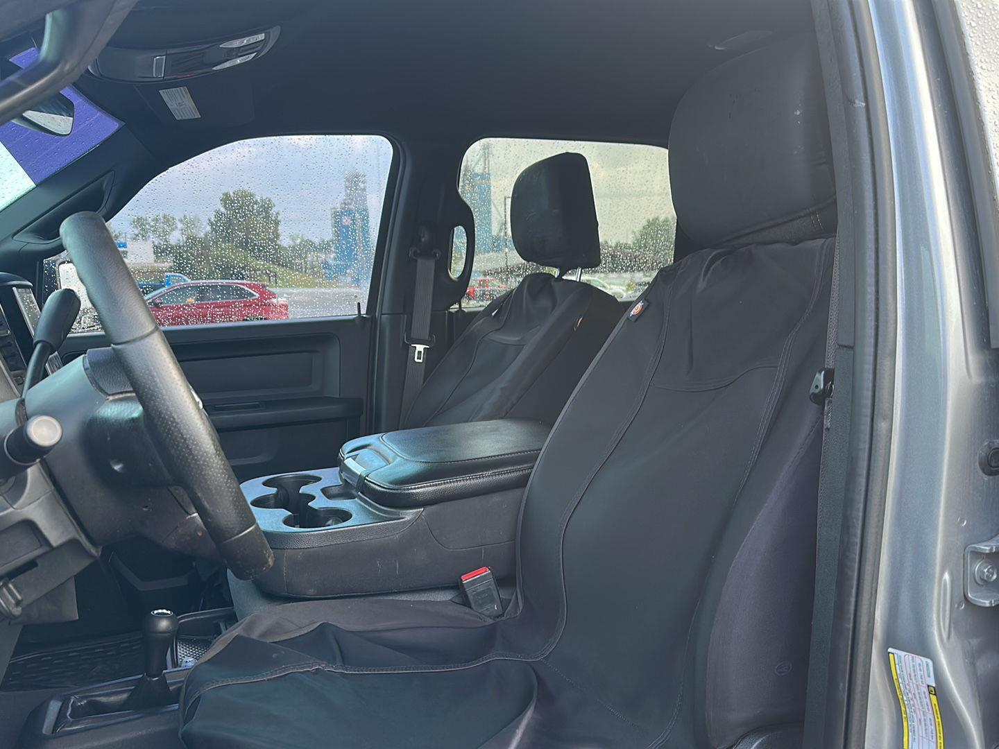 2022 Ram 2500 Tradesman photo 3