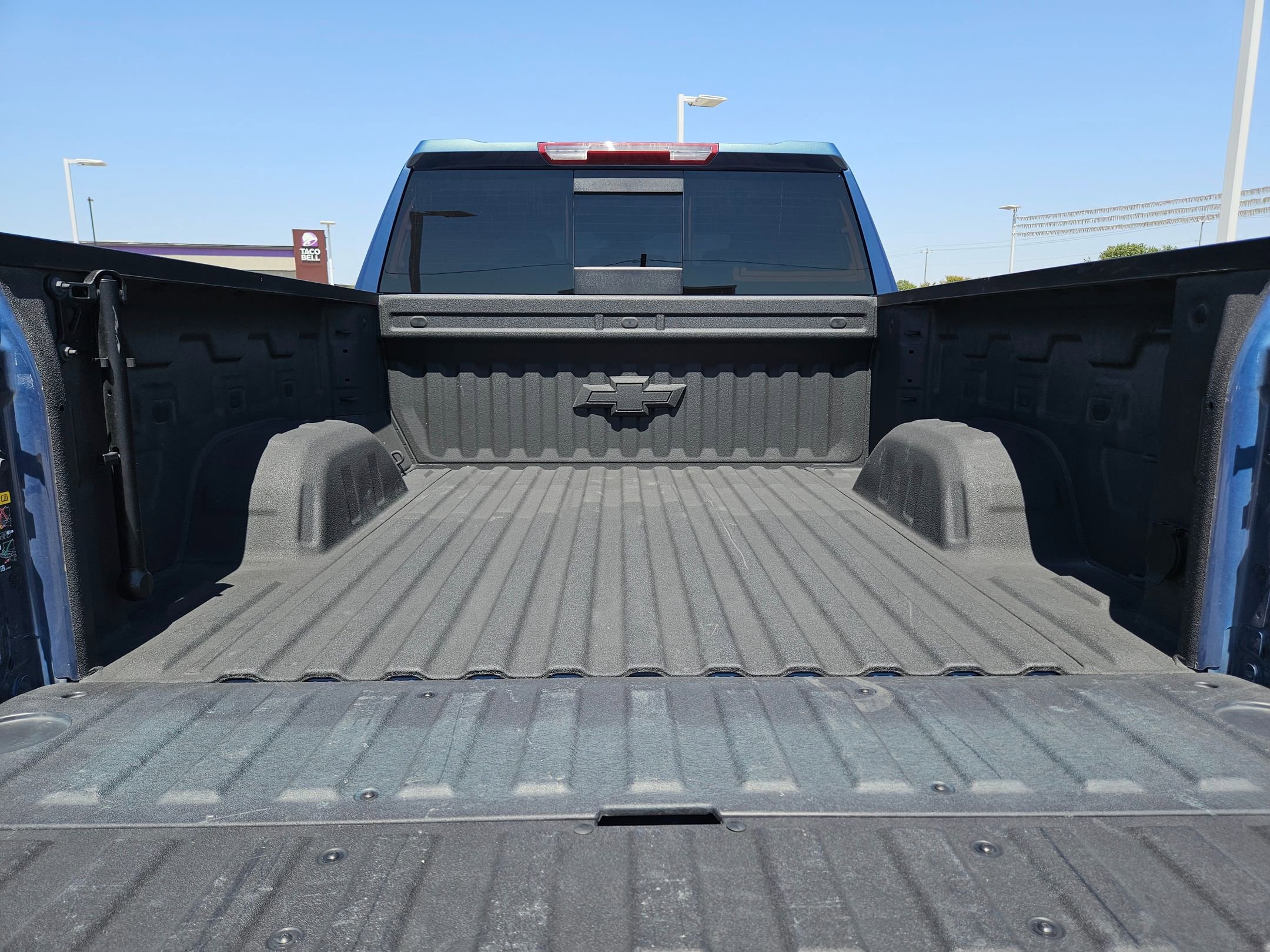2024 Chevrolet Silverado 1500 LTZ photo 24