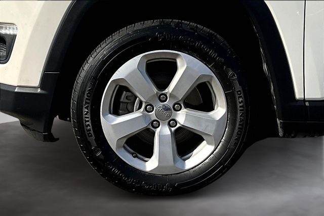2019 Jeep Compass Latitude photo 9
