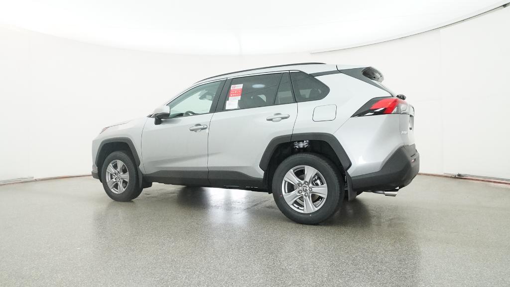 2025 Toyota RAV4 XLE photo 27