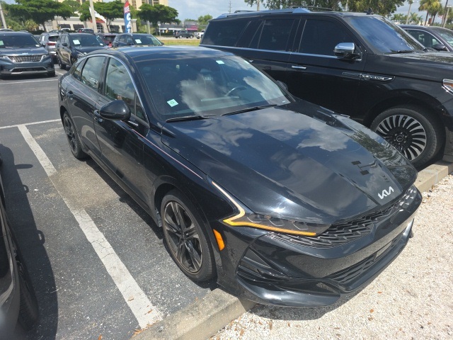 2023 Kia K5 GT-Line photo 2