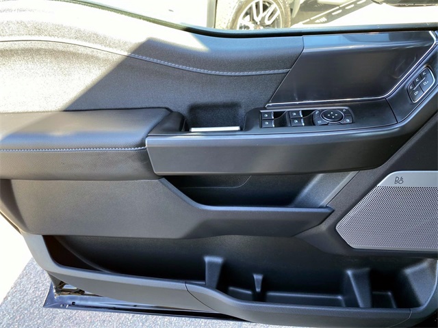 2024 Ford F-150 Lariat photo 22