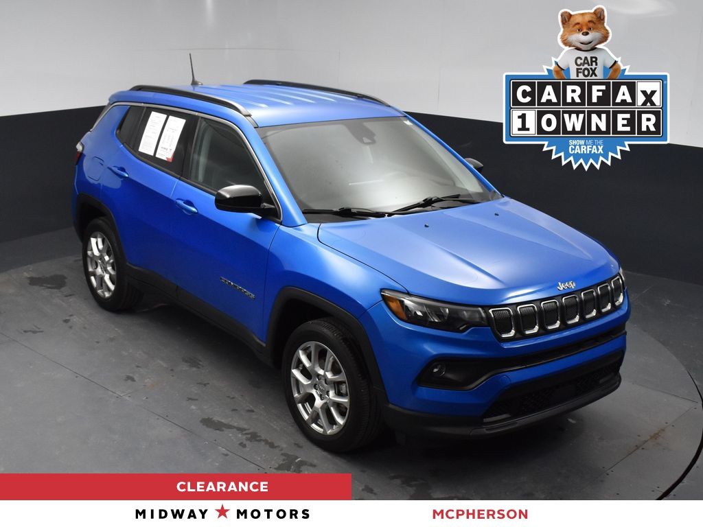 2022 Jeep Compass Latitude Lux's photo