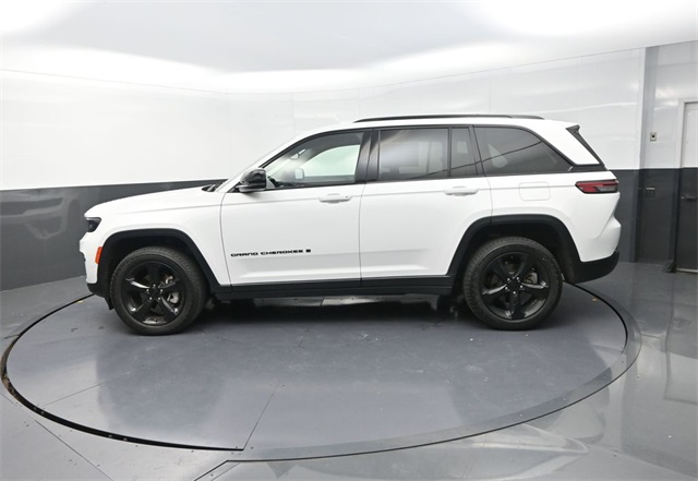 2023 Jeep Grand Cherokee Limited photo 4