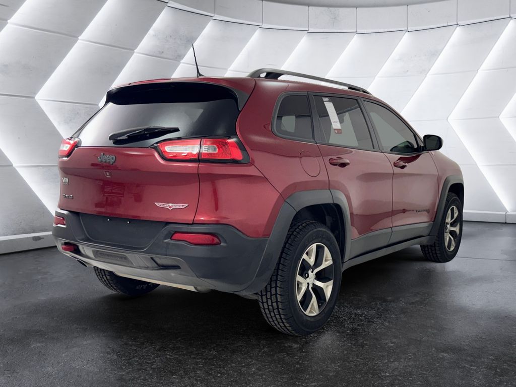 2017 Jeep Cherokee Trailhawk photo 3