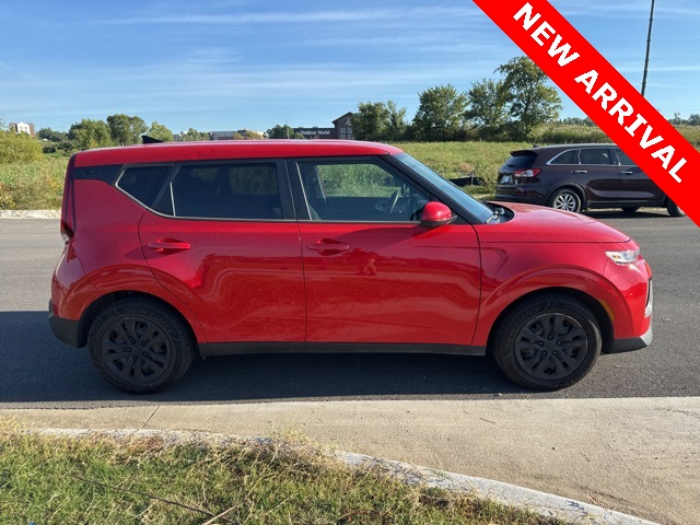 2020 Kia Soul LX photo 2