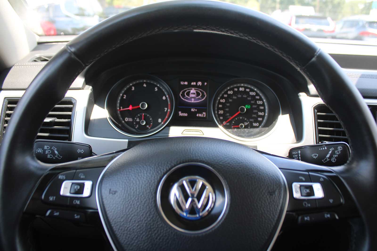2018 Volkswagen Atlas V6 SEL photo 29