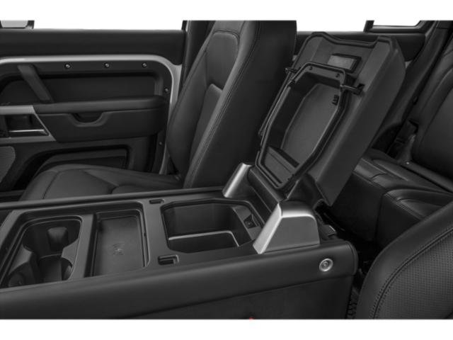 2025 Land Rover Defender 130 V8 photo 16
